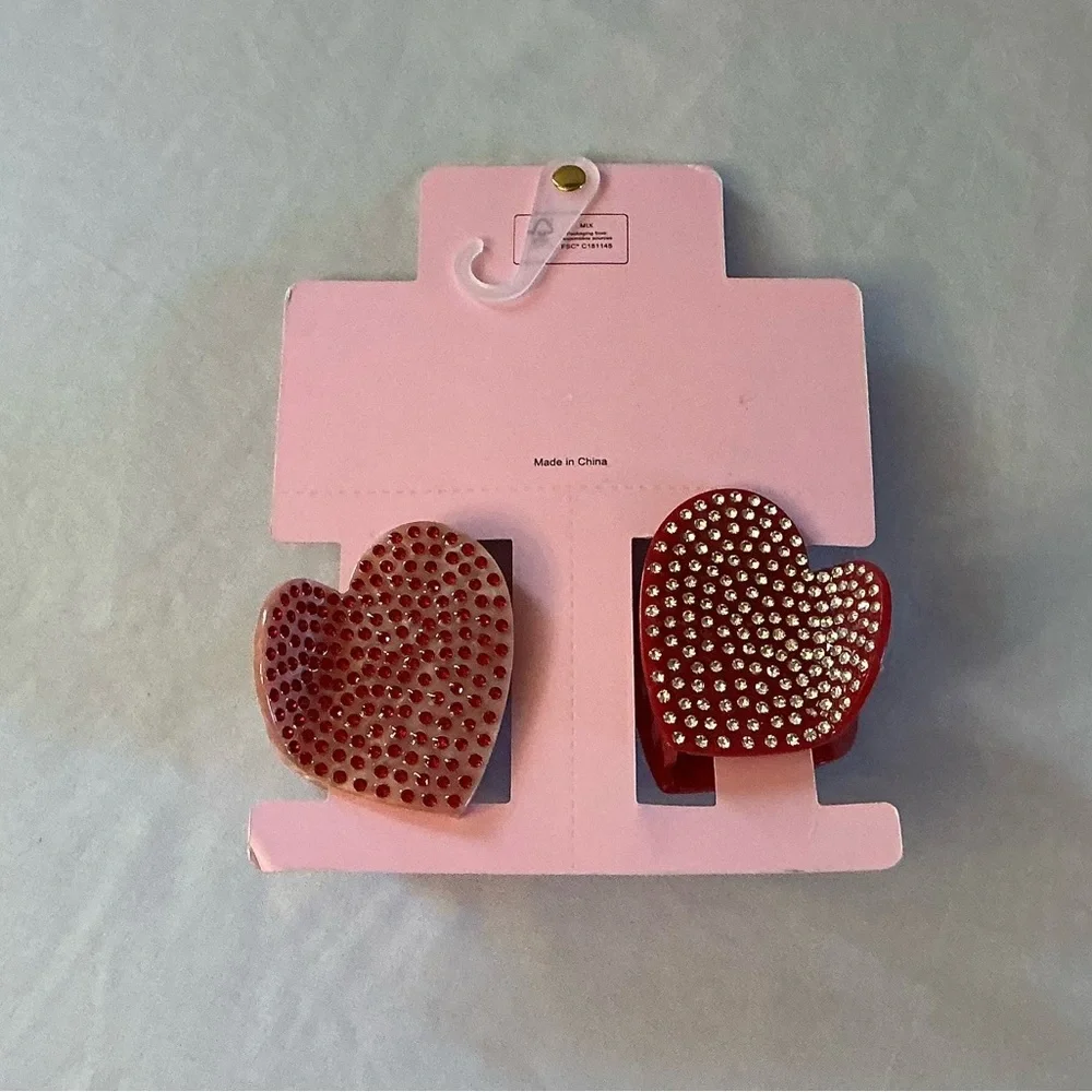 Cherry Crush Disco Bath Fizzers with 4 Rhinestone Heart Shaped Hair Claws